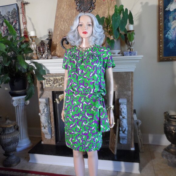 Givenchy Nouvelle Boutique Vintage Green Multi Silk Skirt & Blouse Set Size M - Picture 1 of 16